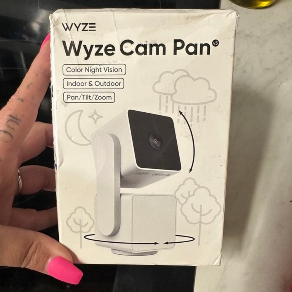Wyze Cam Pan v3 1080p Indoor Outdoor WiFi Security Camera White PTZ